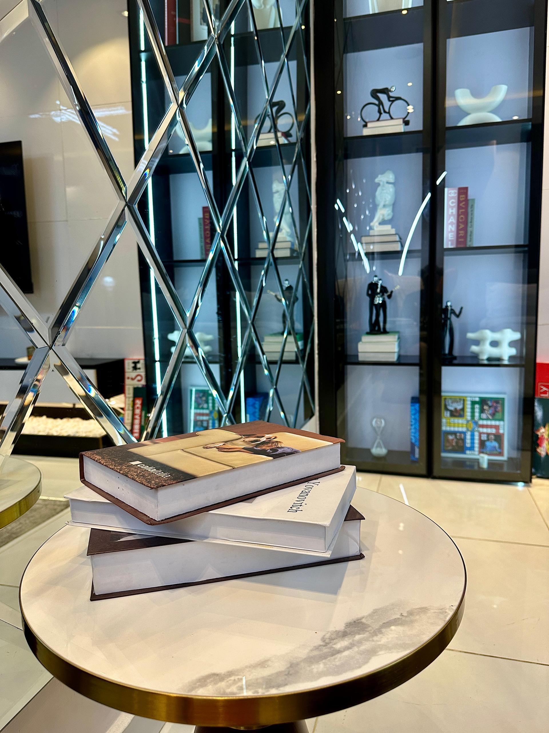 Luxury Big studio apartment with a walk-in closet.