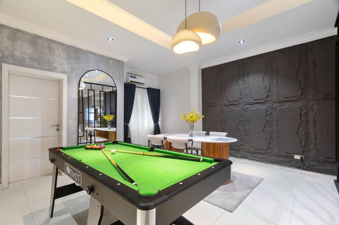 Luxurious and Cozy 3 Bedroom