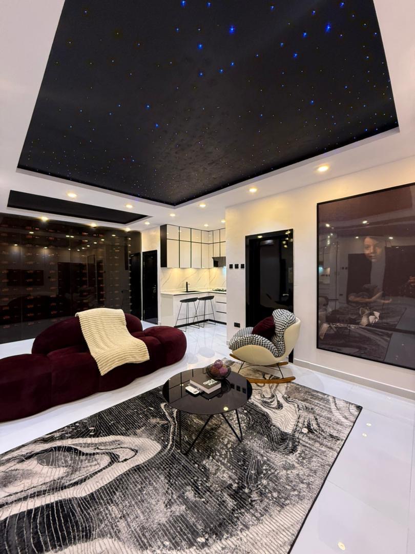 Deluxe 2 bedroom Apartment