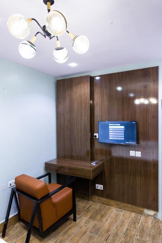 Cozy 2-Bedroom Apartment