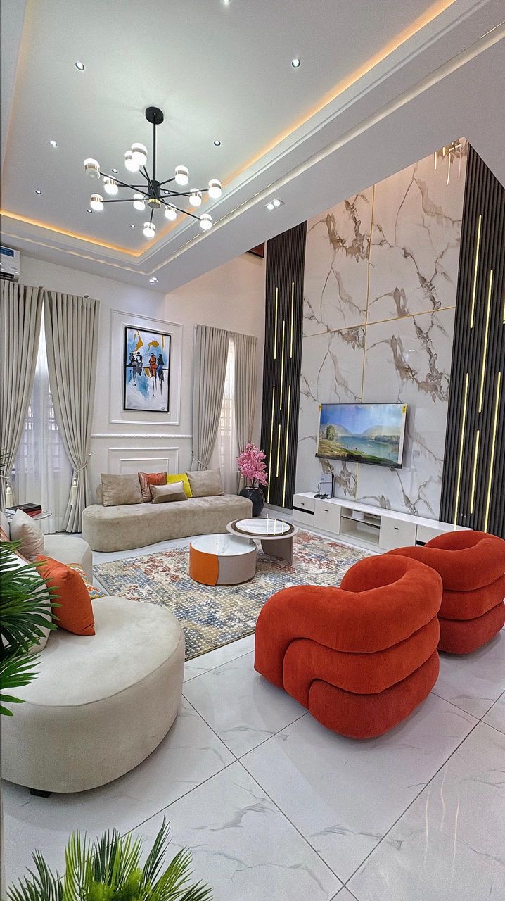 5bedroom self compound