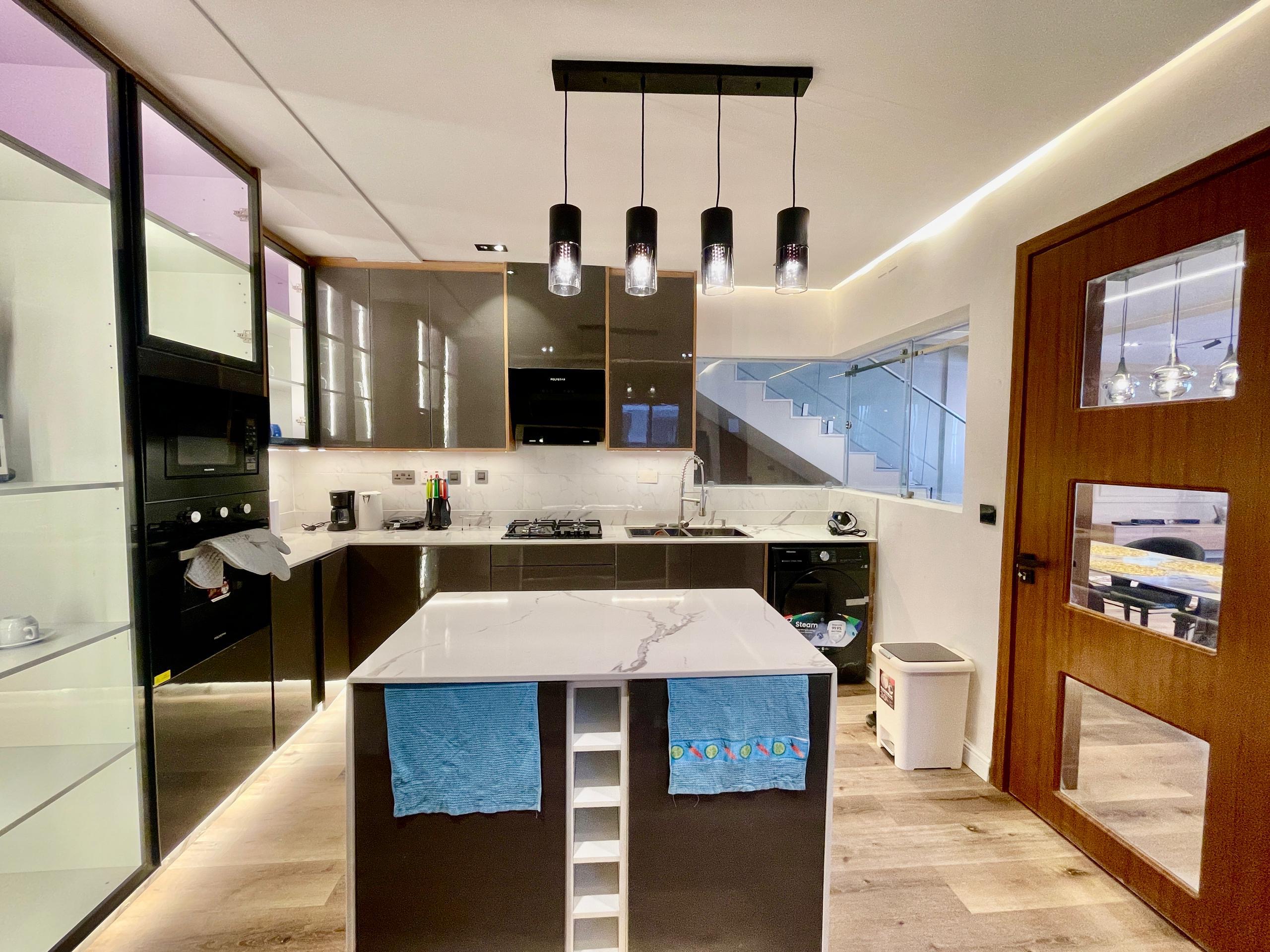 2 bedroom Maisonette