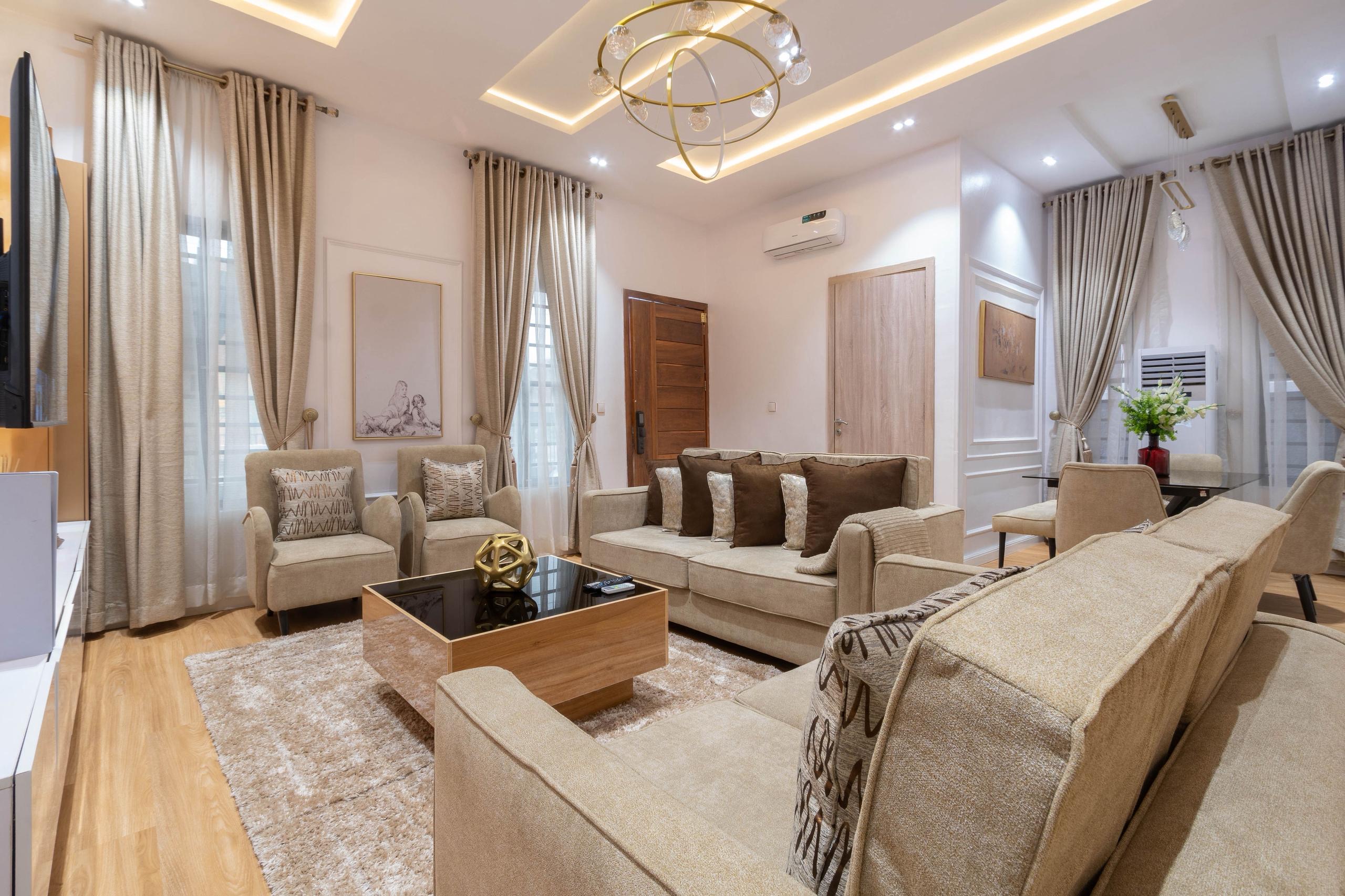 4bedroom self compound Apt.