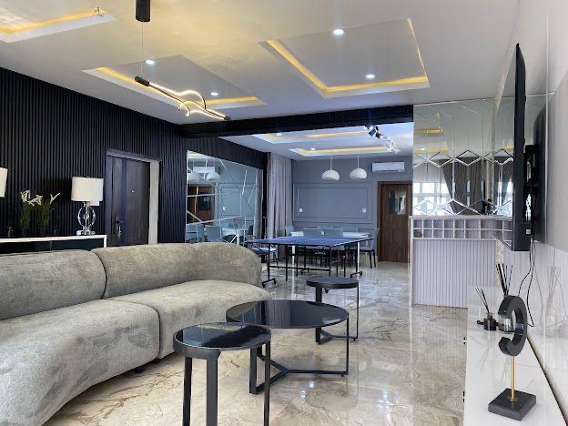 3bedroom apartment in oniru