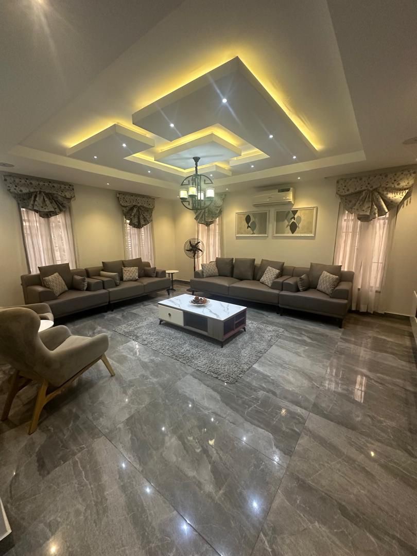 4bedroom in Williams Estate