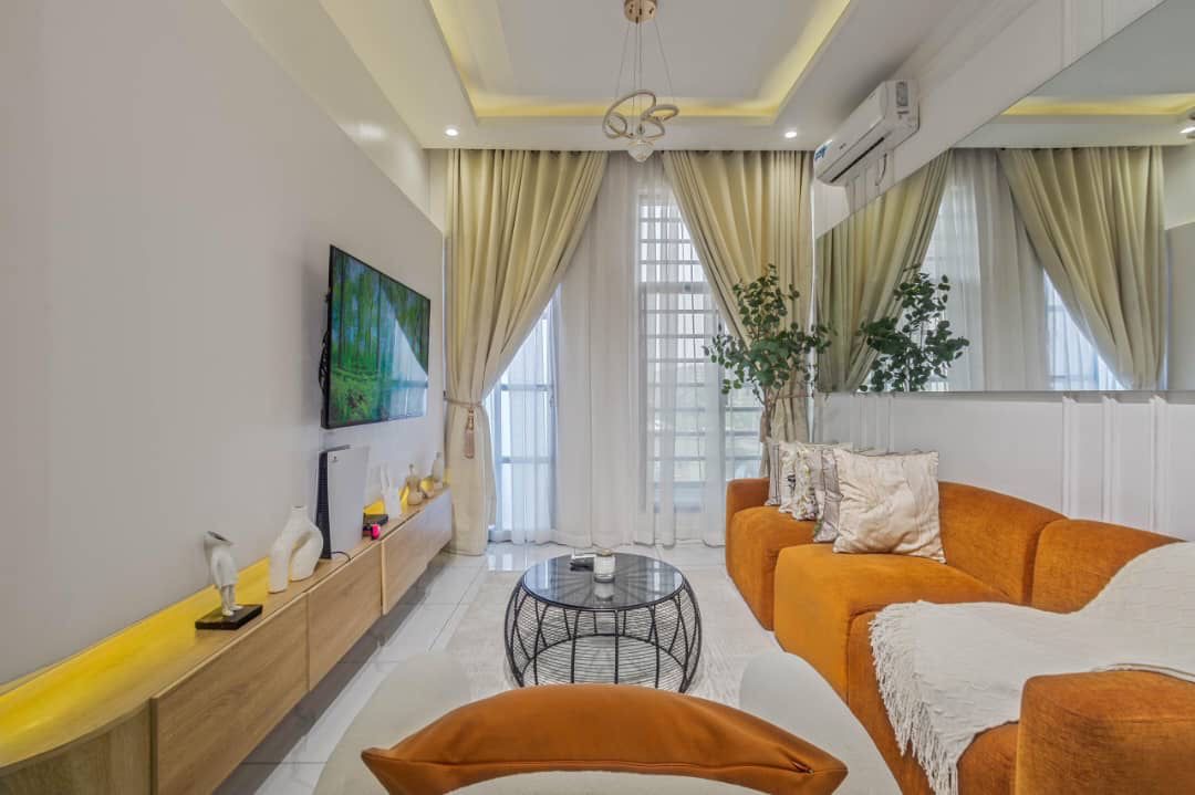 One bedroom apartment in Eros court