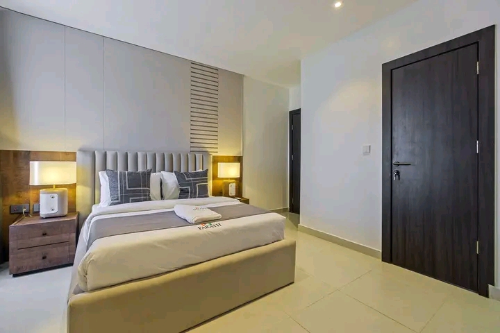 3 bedroom masters apartment