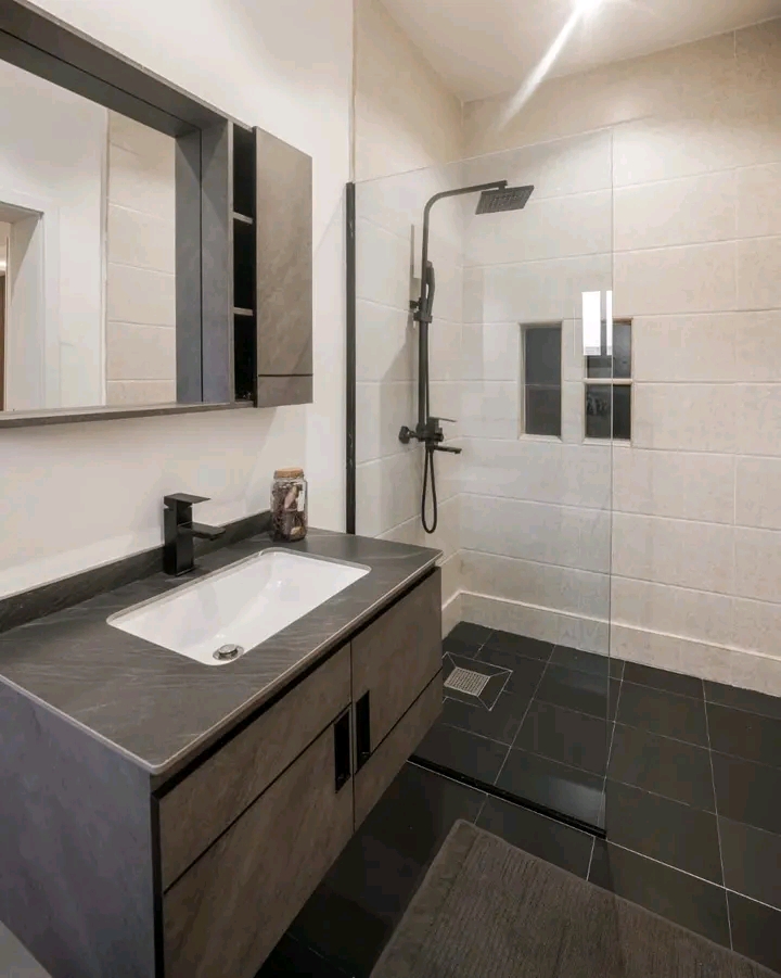 2 bedroom green unit