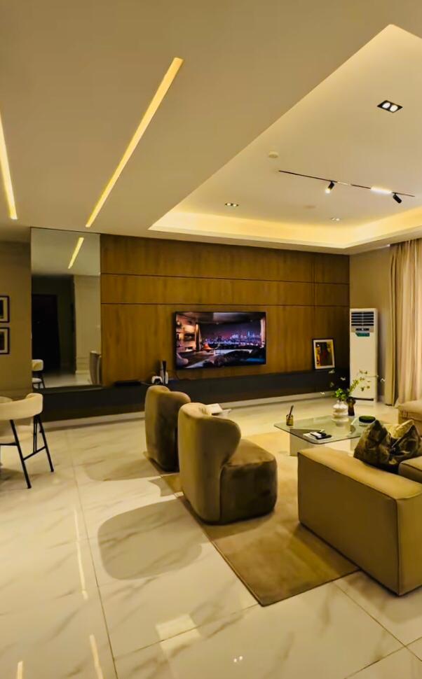 2 bedroom luxurious apartment