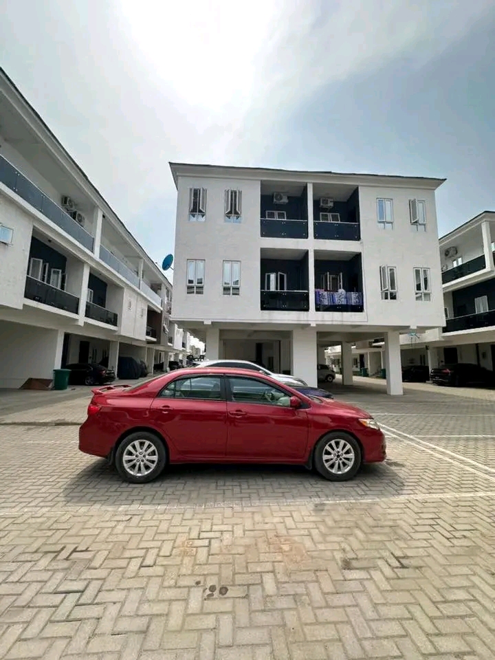 Exquisitely furnished Maisonette