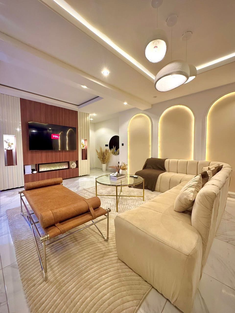 Spacious one bedroom