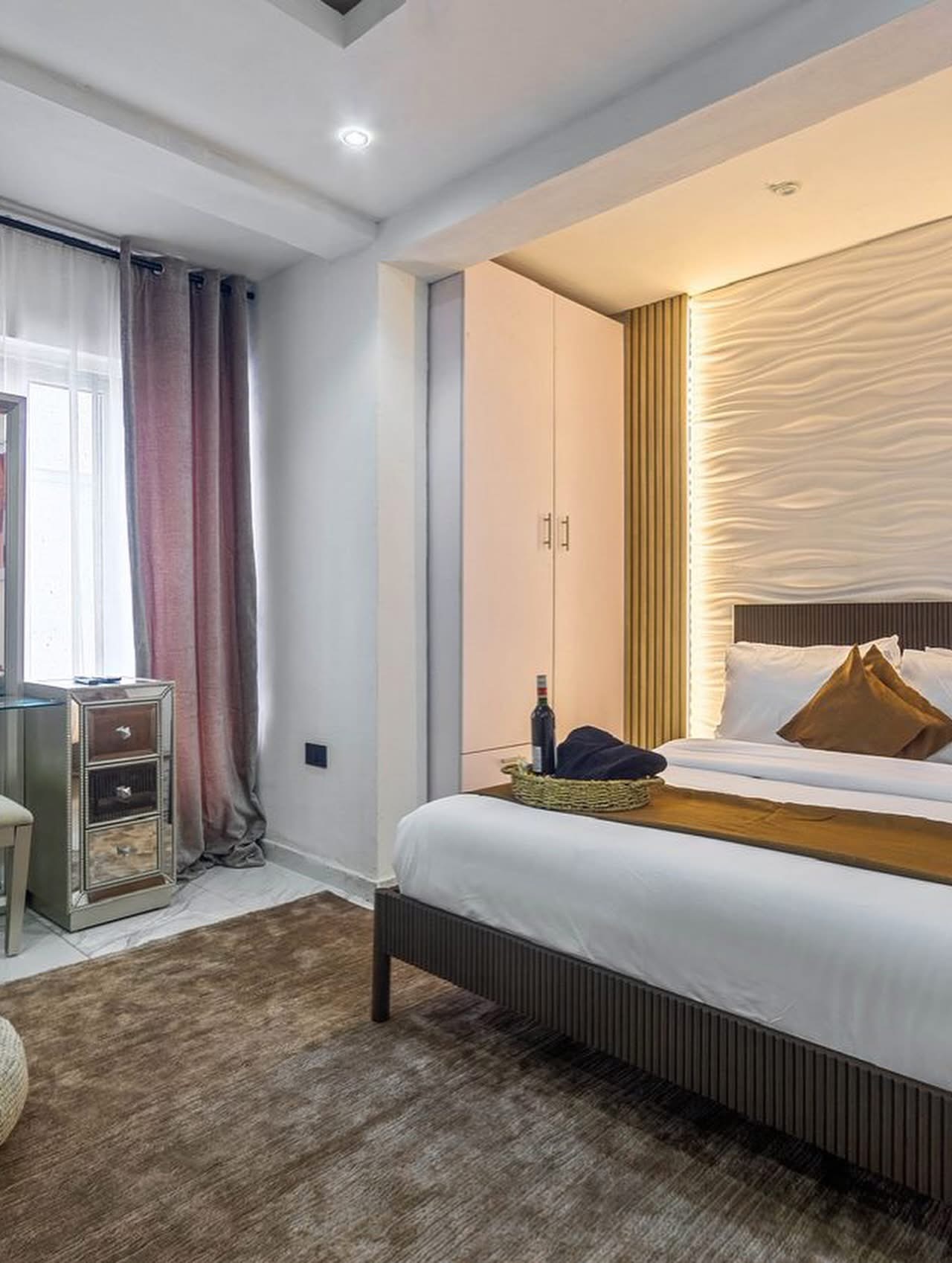 Spacious one bedroom