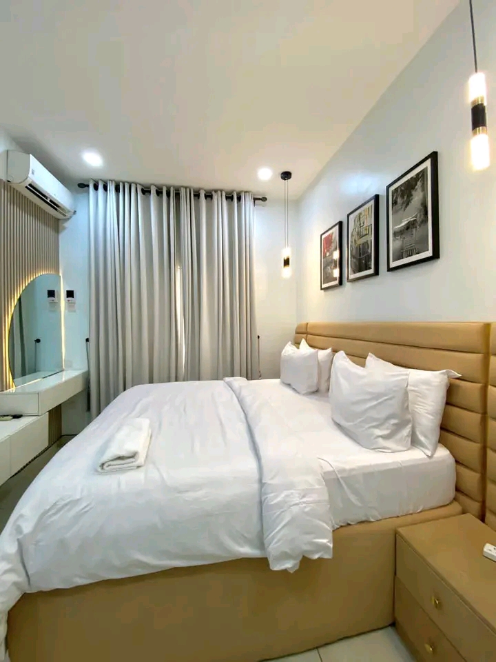 Minimalist 3 bedroom