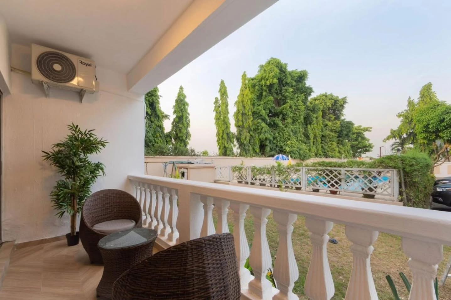 Two barroom admiralty