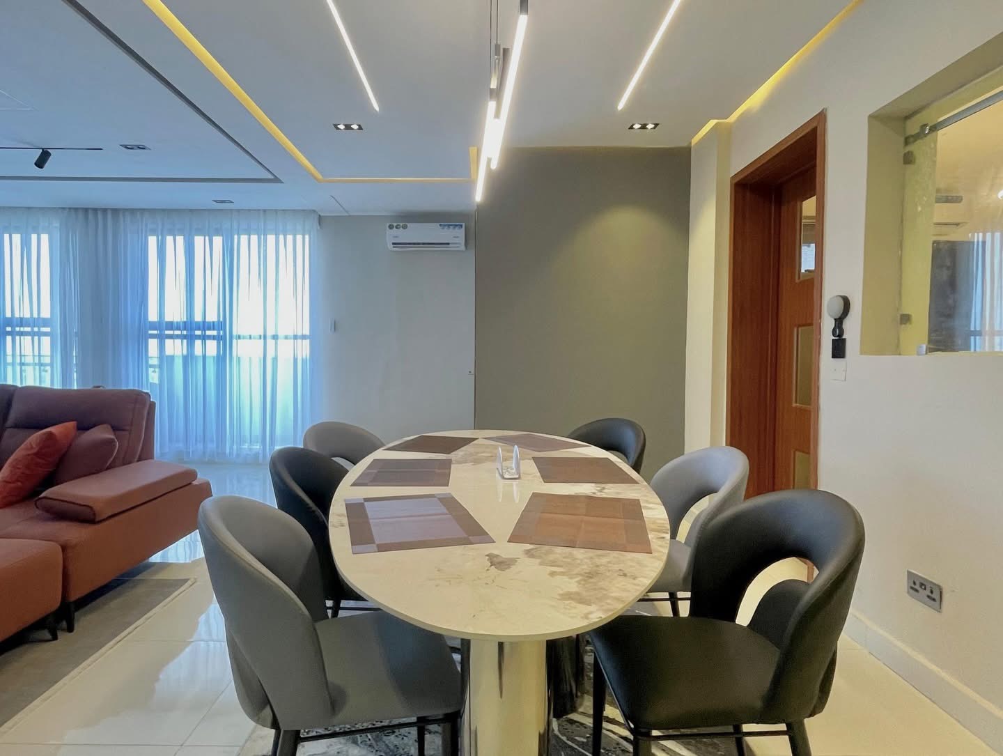 Three bedroom Maisonette