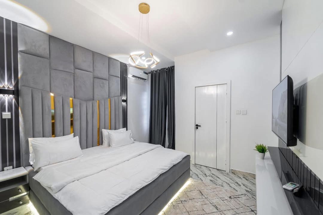 Fully serviced apartment