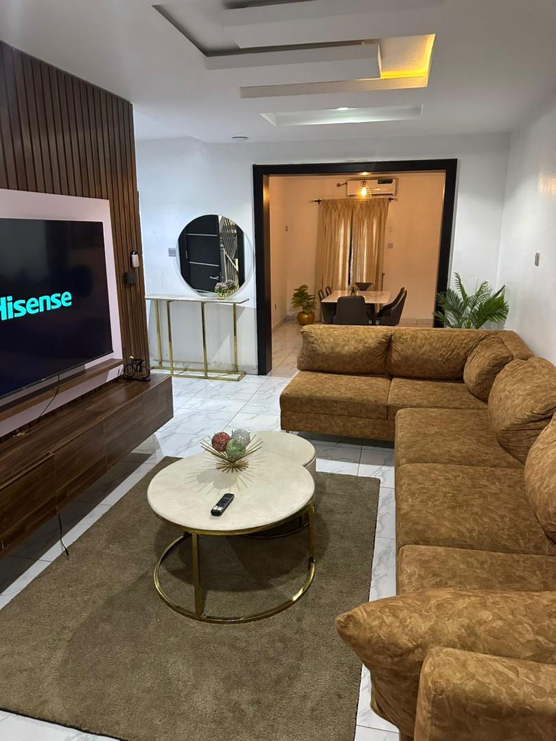 3bedroom in ajao estate