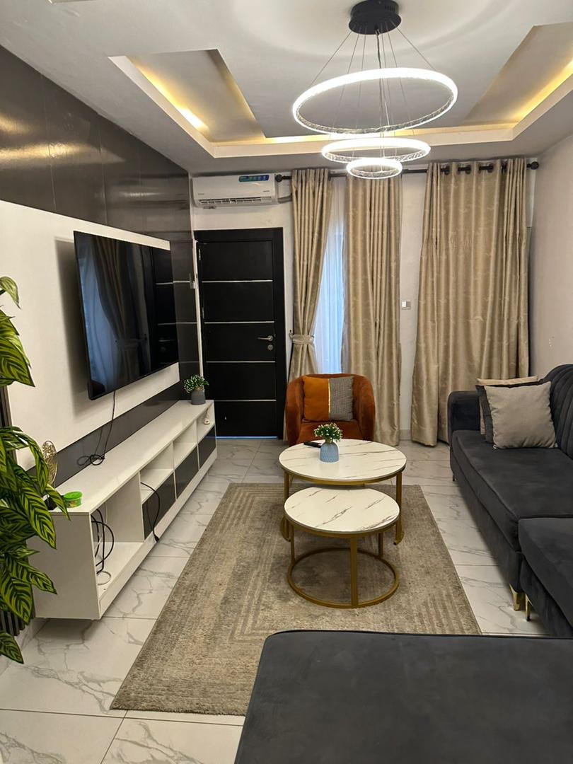2 bedroom in ajao Estate