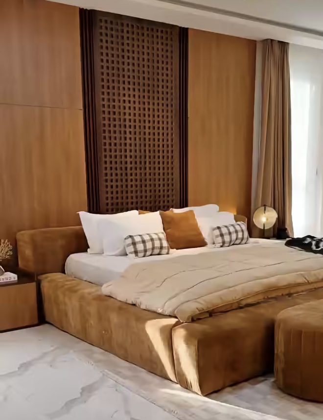 Super glamorous private bedroom