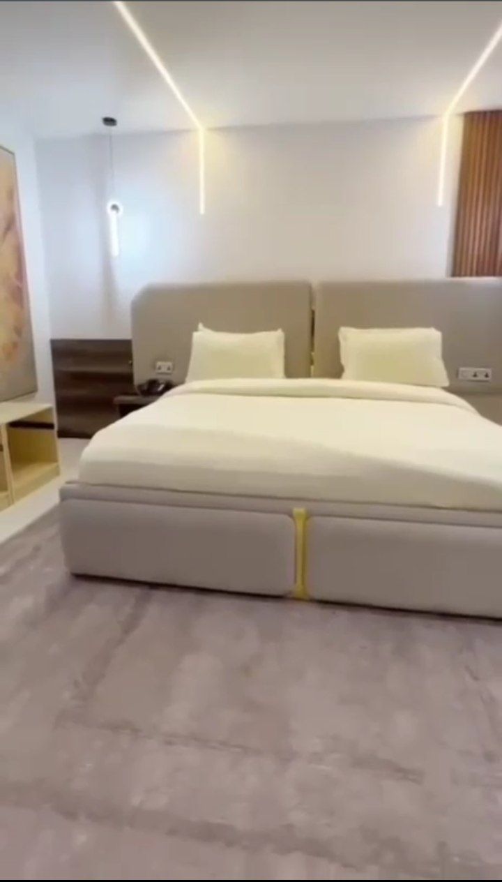 2 unit 1 bedroom apartment