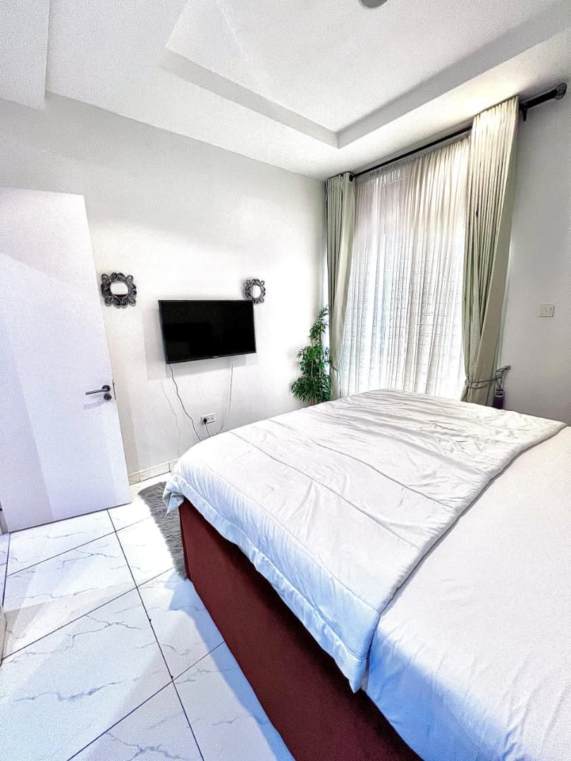 One bedroom in ologolo