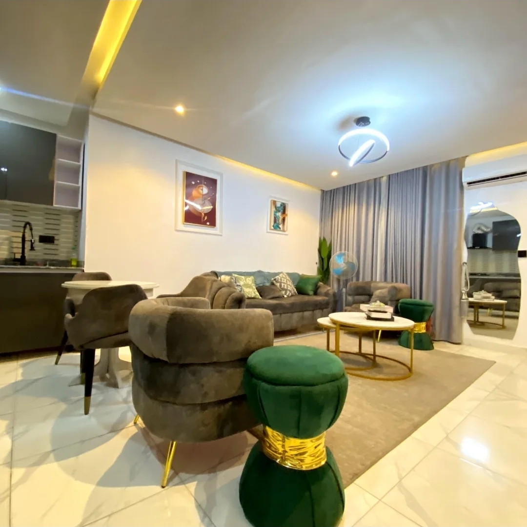 The Rom 4 bedroom Apartment