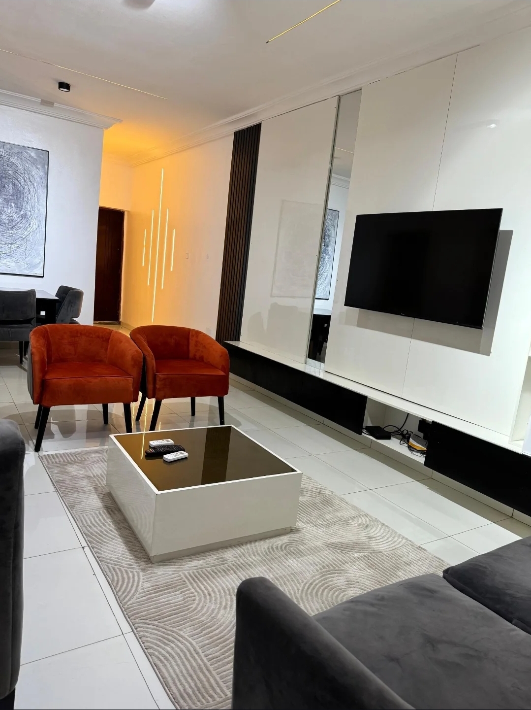 2 bedroom Apartment with top notch amenities