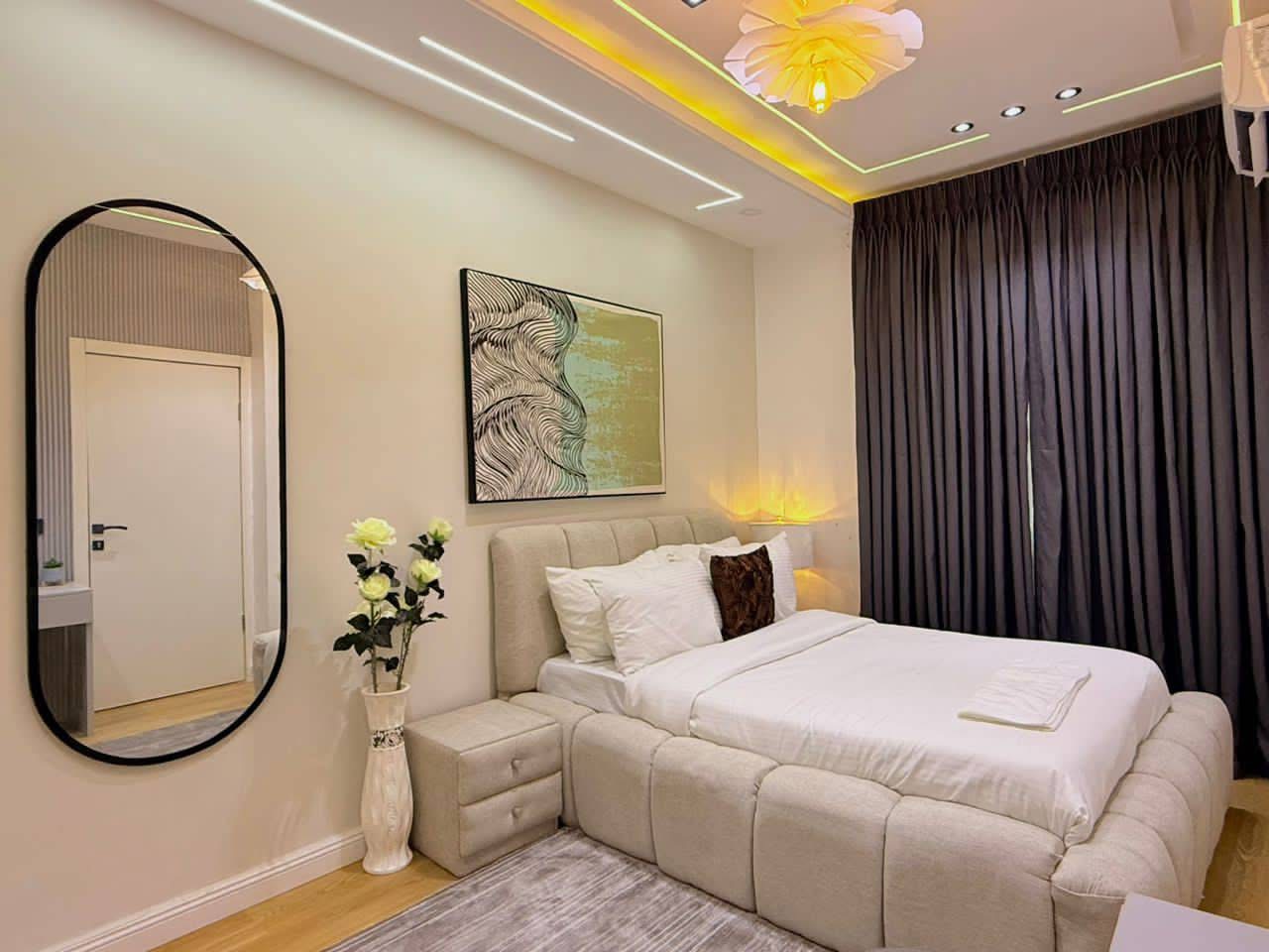 Exquisite three bedroom