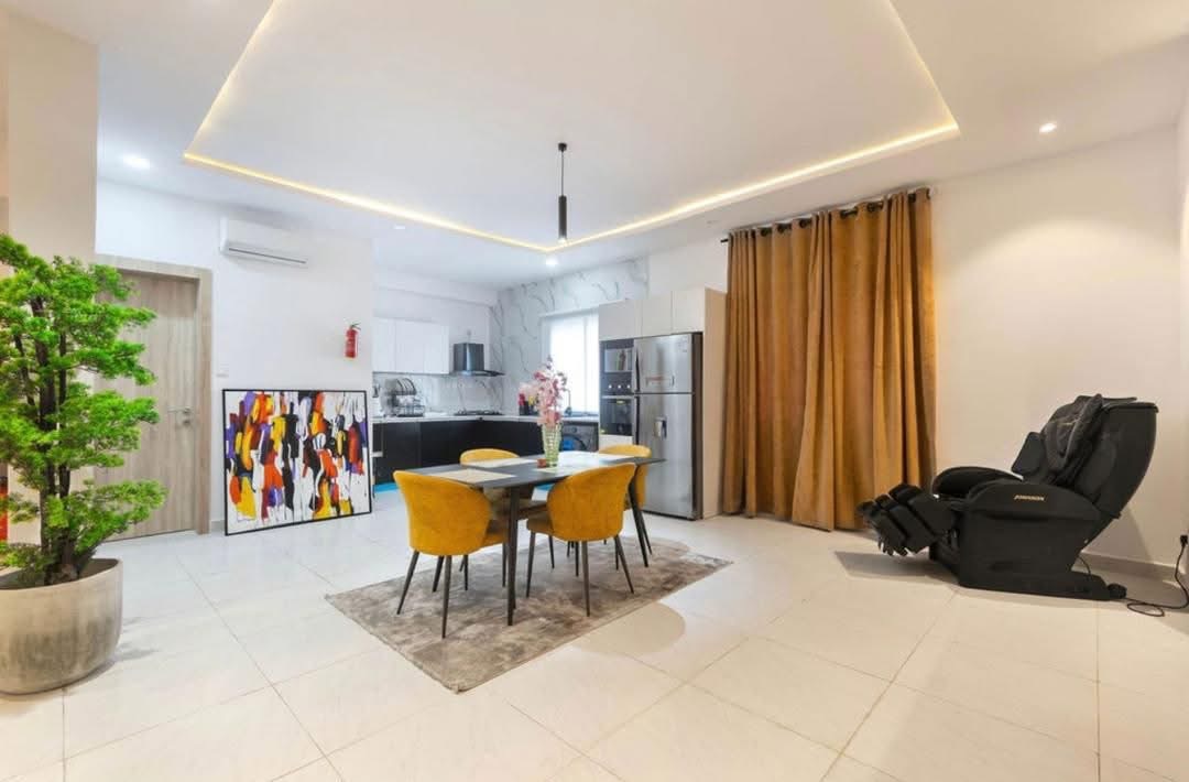 Cozy and spacious two bedroom