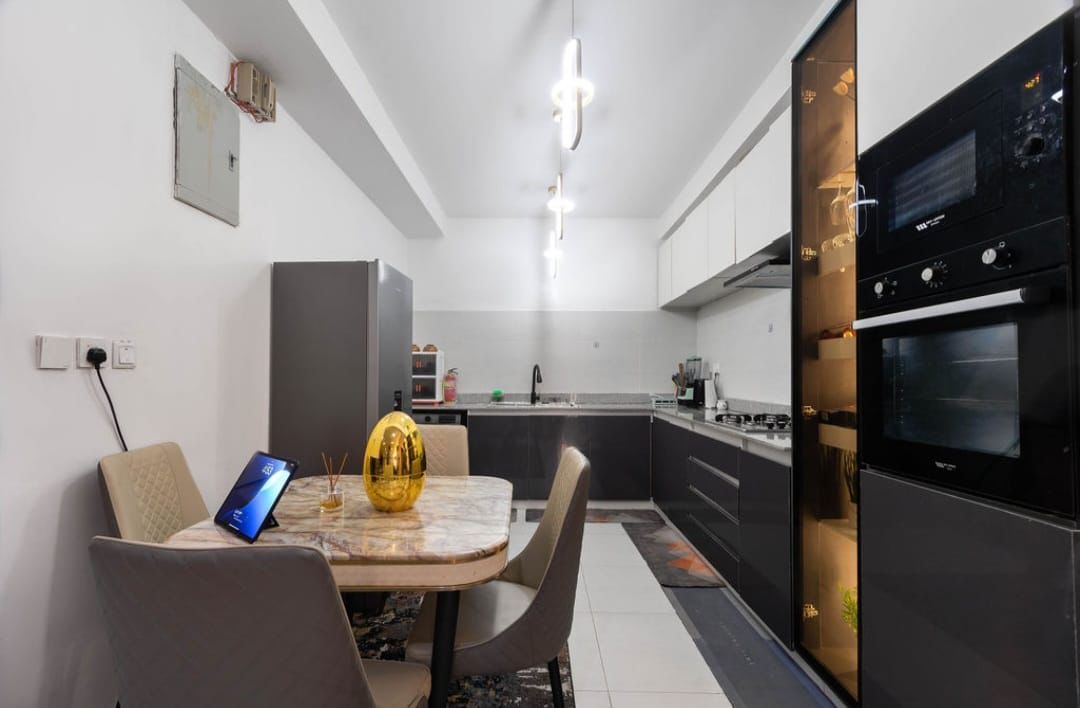 2 bedroom stylishly furnished apartment