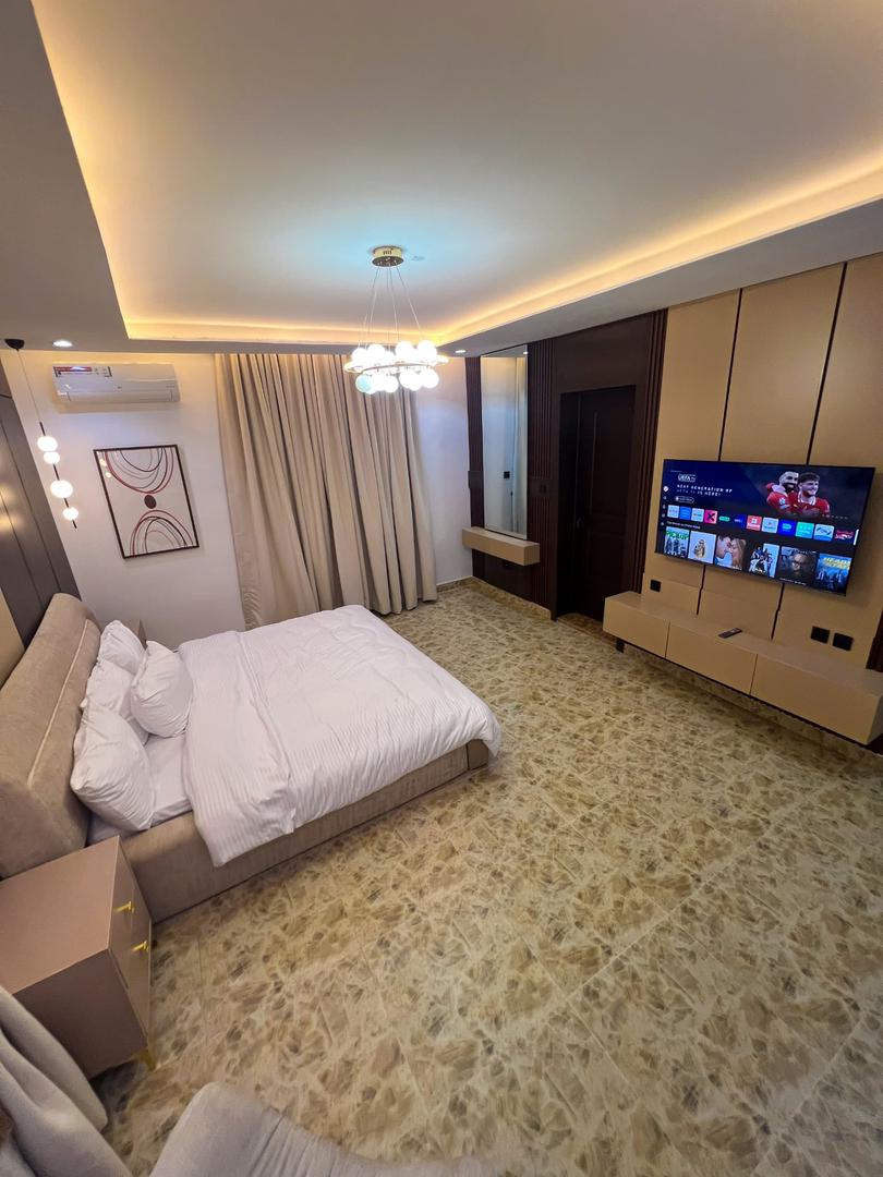 Three units of 2/3 Bed