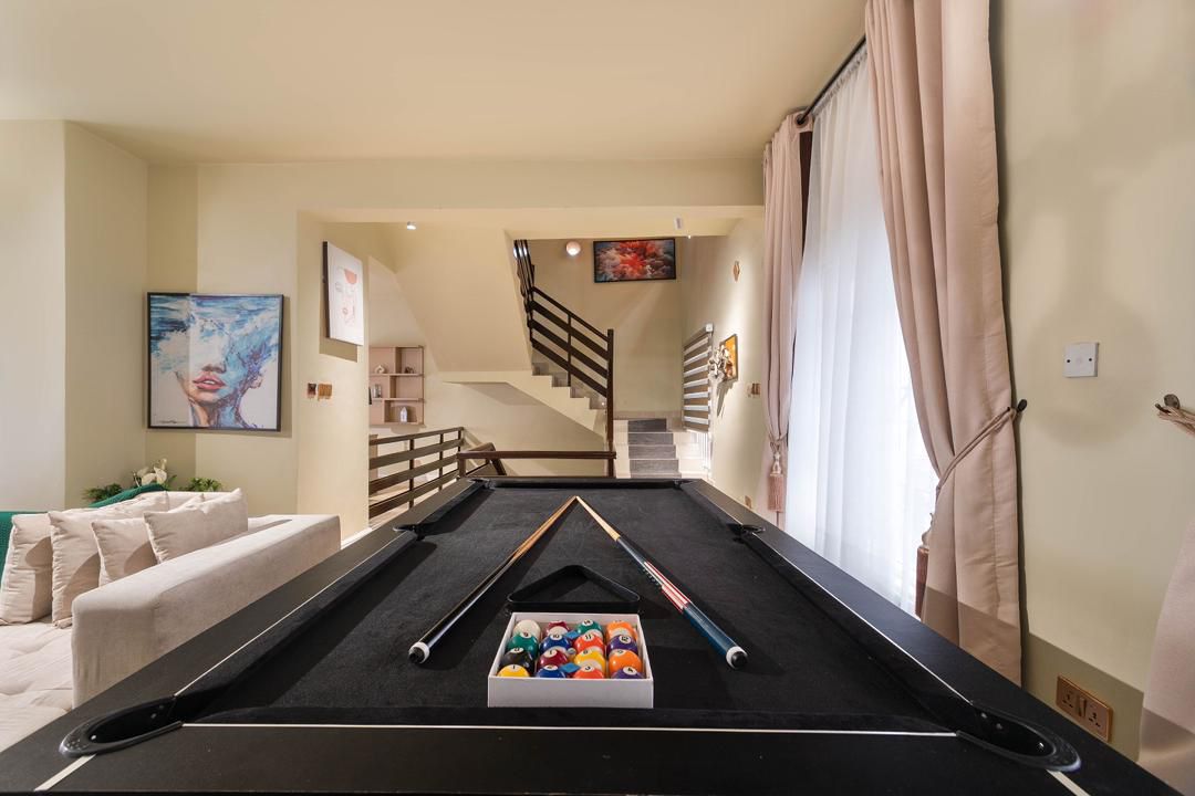 Semi terrace detached duplex