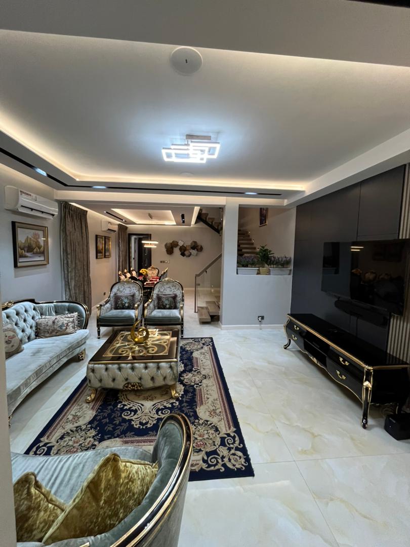 SUPREME LUXURY   4 BEDROOM