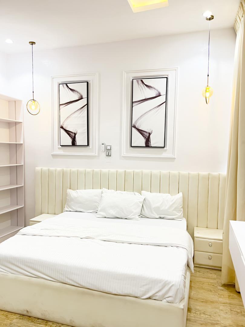 4 bedroom duplex Self compound with snooker